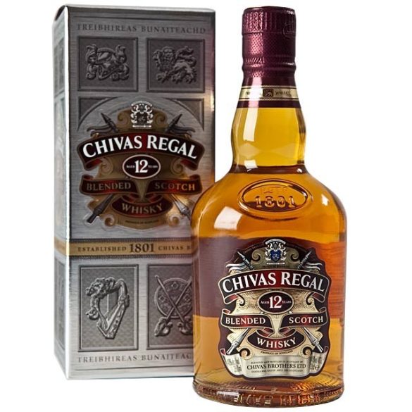 Chivas Regal 12 éves whiskey