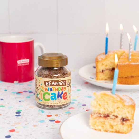 Beanies szülinapi torta ízű instant kávé