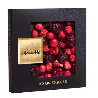   ChocoMe cukormentes étcsokoládé liofilizált gyümölcsökkel (ribizli, szeder, eper) 50 g